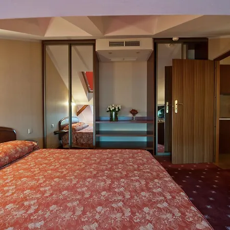 Grand Garden Aparthotel *